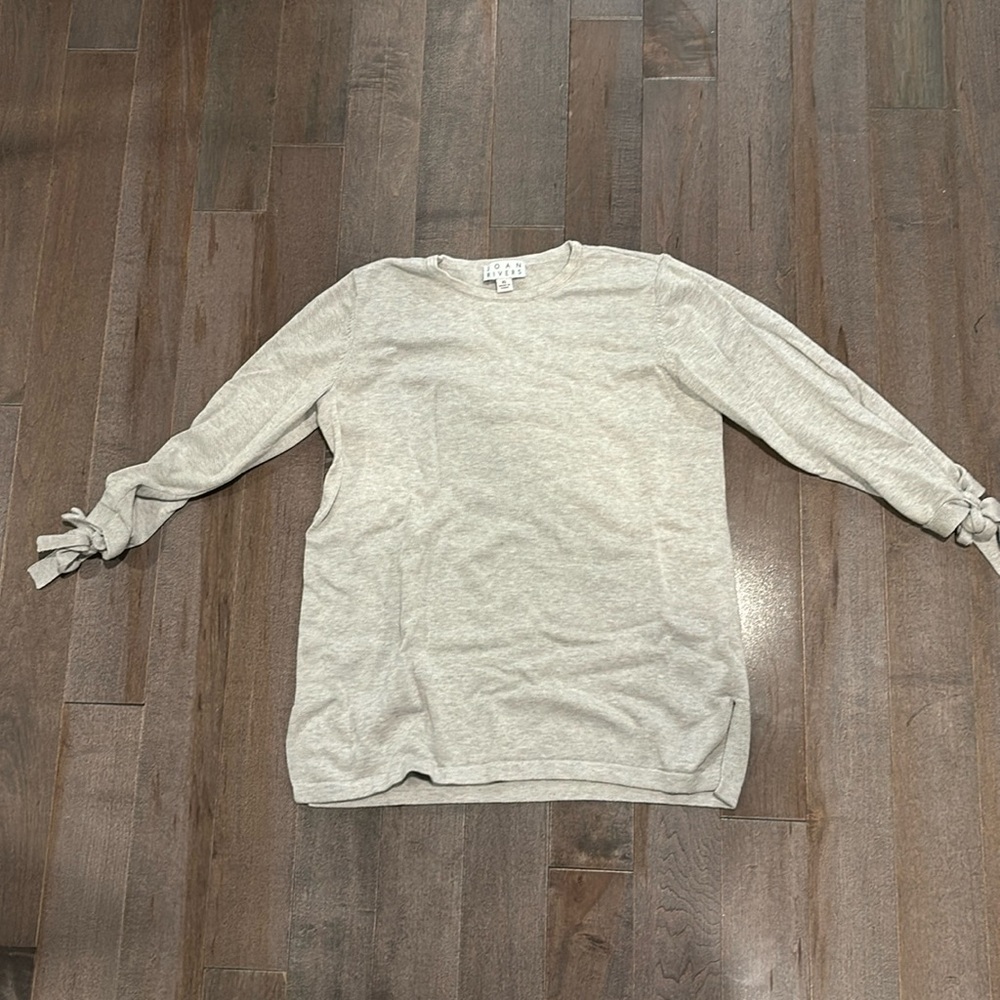 Joan Rivers sweater